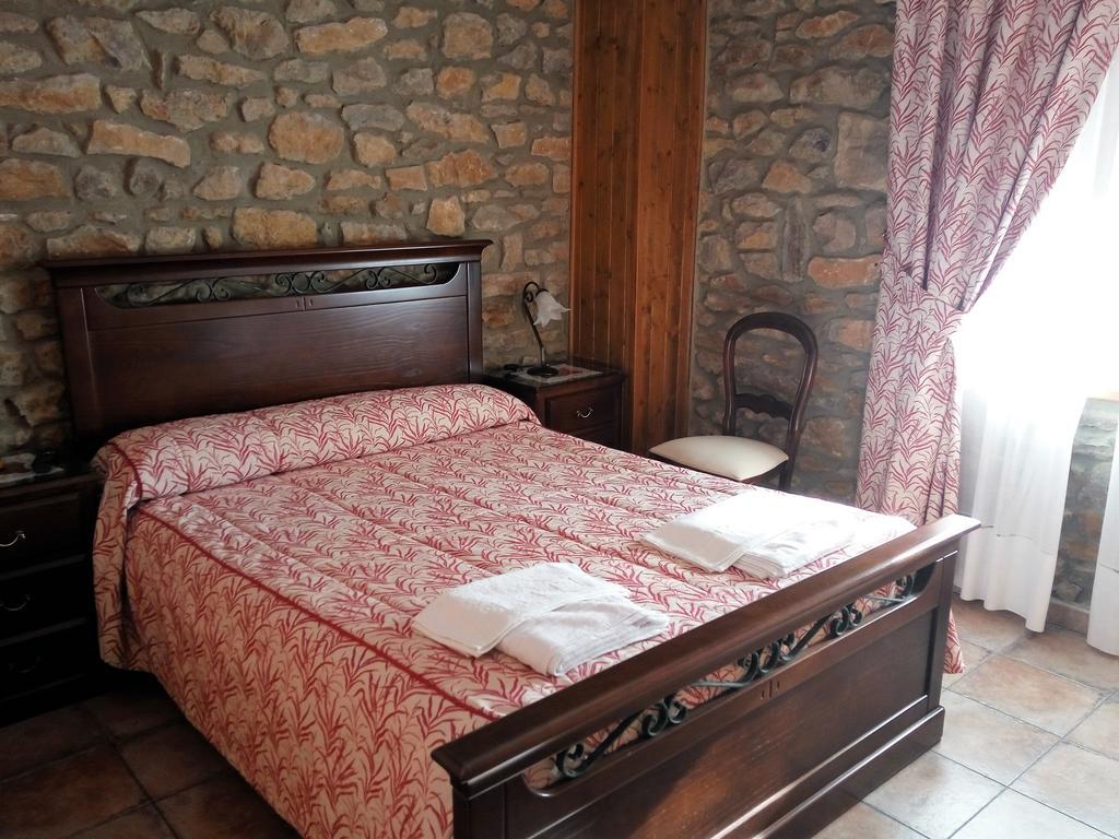 Hotel Rural La Piedra Arija Bagian luar foto
